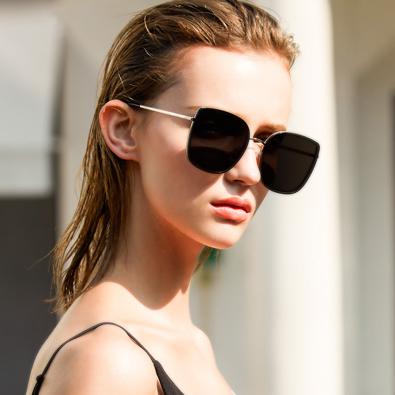 Quadratische Sonnenbrillen S1060