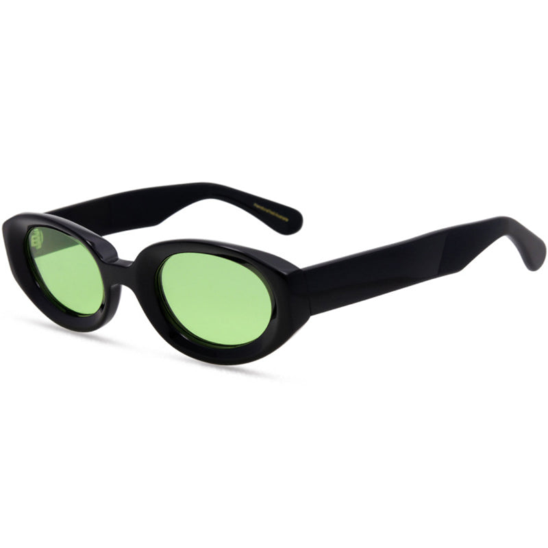 Ovale Sonnenbrillen GCS1110