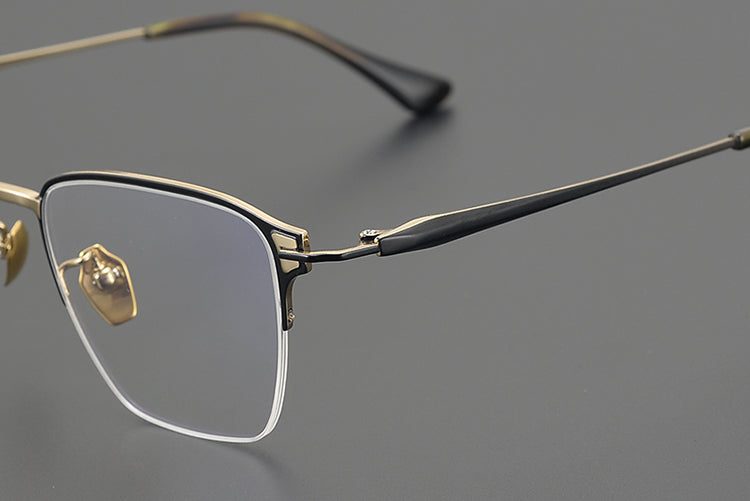 Quadratische Brillen TG1042